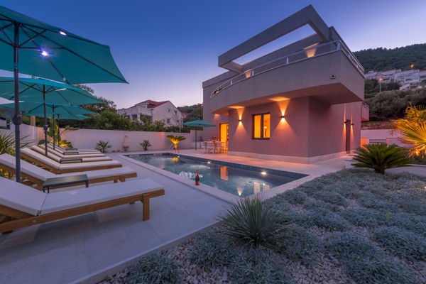 Villa Laguna