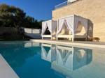 Villa Pago