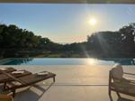 Villa Pago
